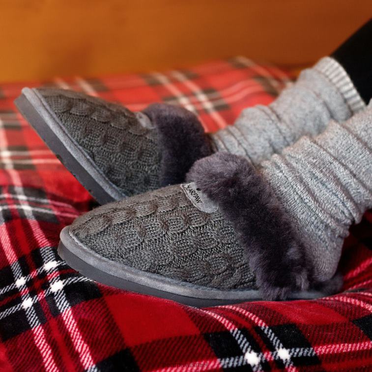 BEARPAW נשים אפי XB6J292 נעלי בית פֶּחָם