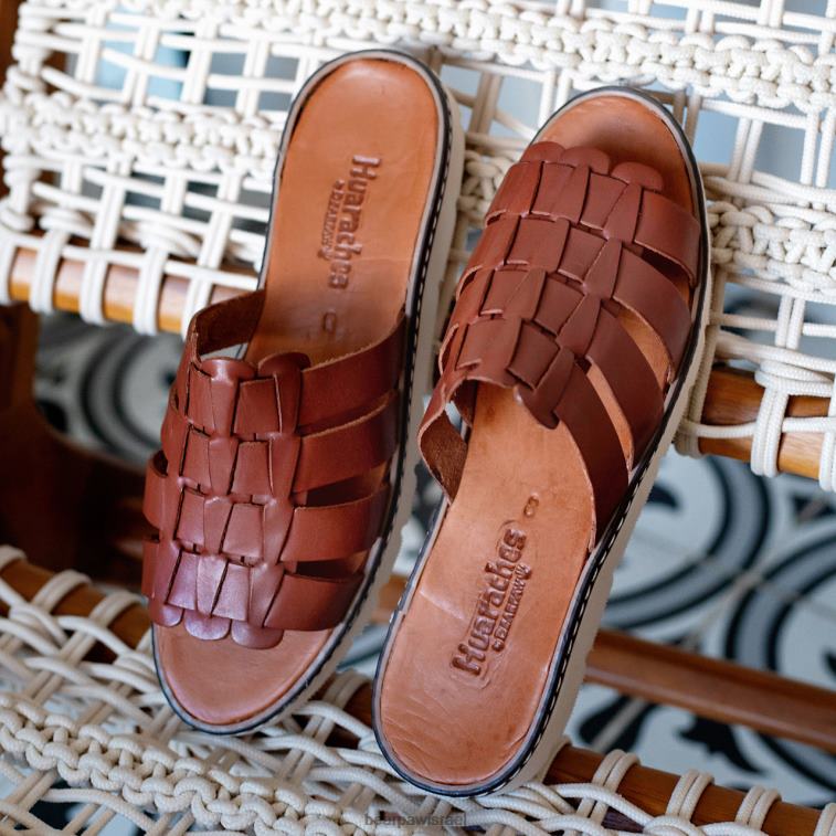 BEARPAW נשים ונסה XB6J484 סנדלים אוּכָּף