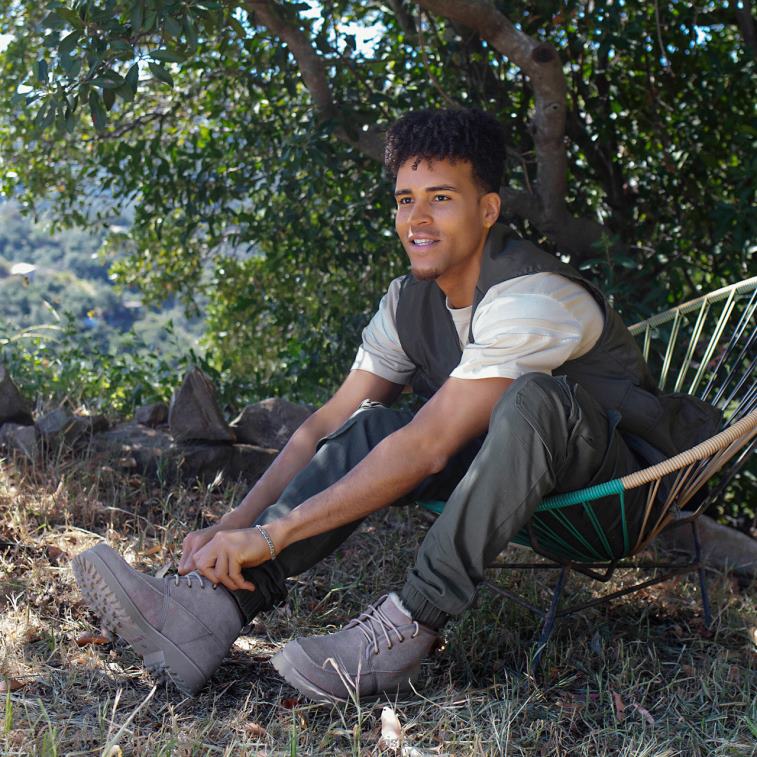 BEARPAW גברים קייל XB6J508 מגפיים אֶבֶן