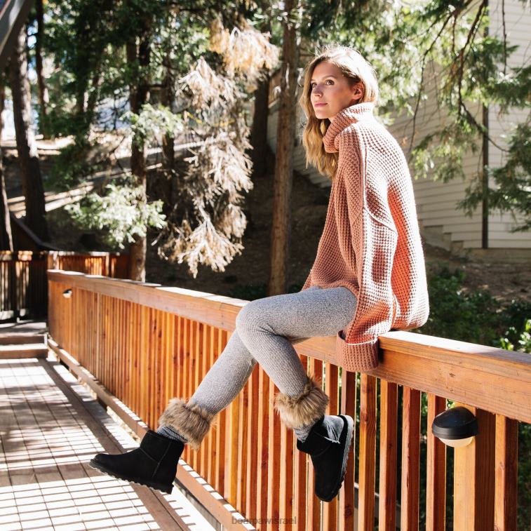 BEARPAW נשים אליסה XB6J83 מגפיים שָׁחוֹר